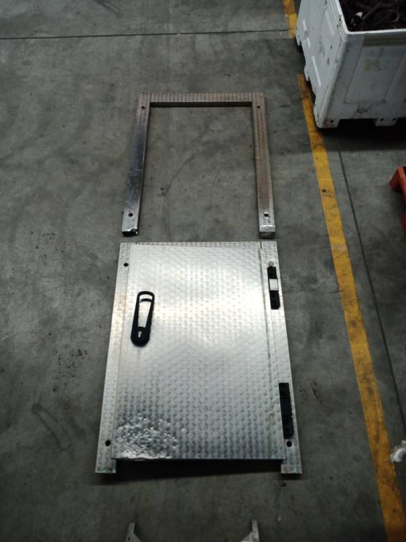 Cold store doors