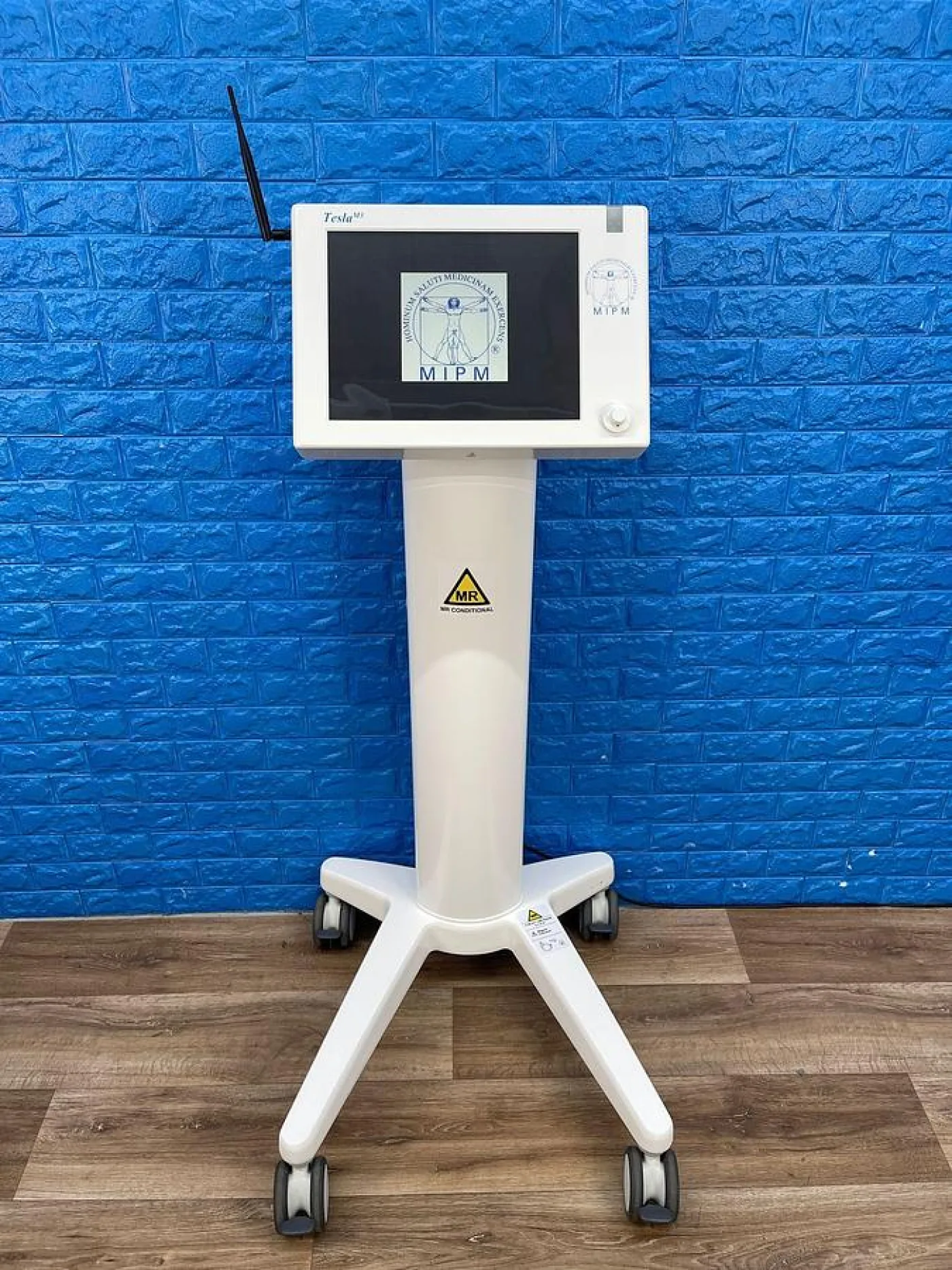 TESLA MRI Patient Monitor YOM: 2016 - 5