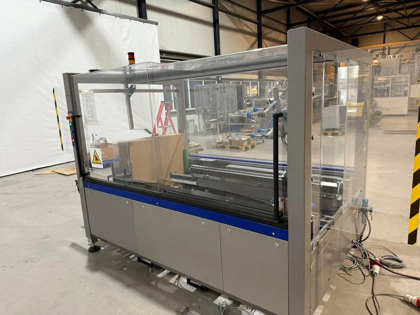 2010 OK Packaging Systems B.V. Superformer-1 dozenmachine met tape - 2