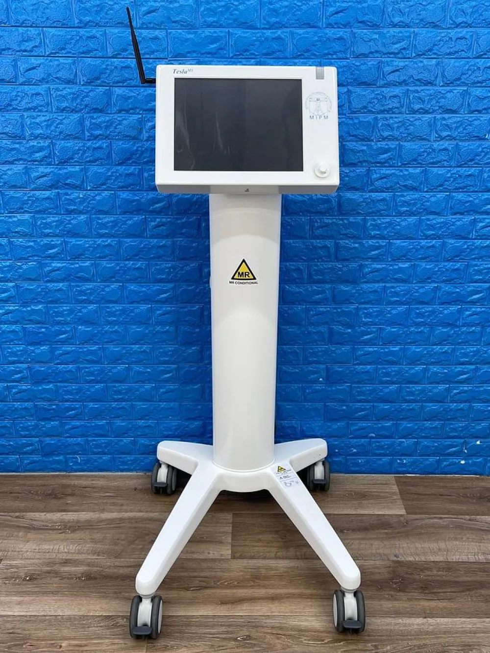 TESLA MRI Patient Monitor YOM: 2016