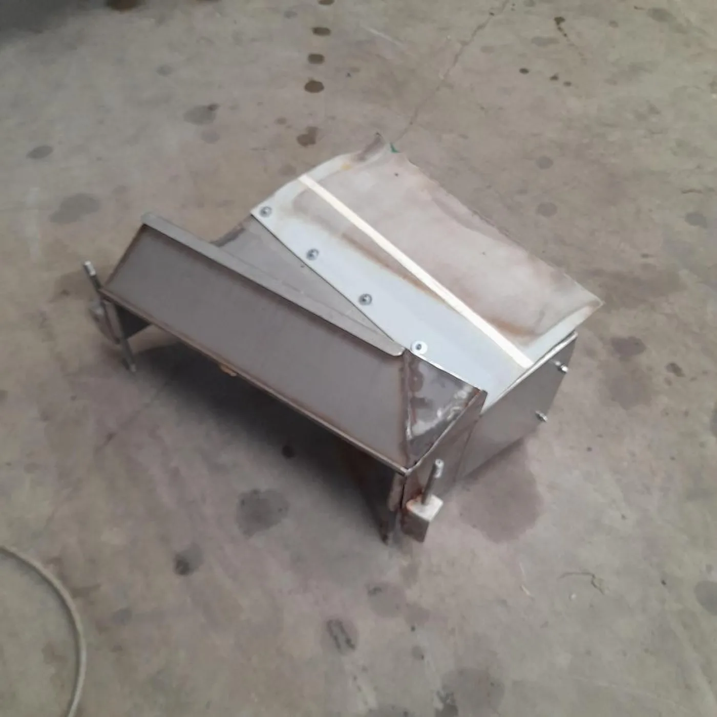 R J Herbert Engineering Incline Conveyor - 4