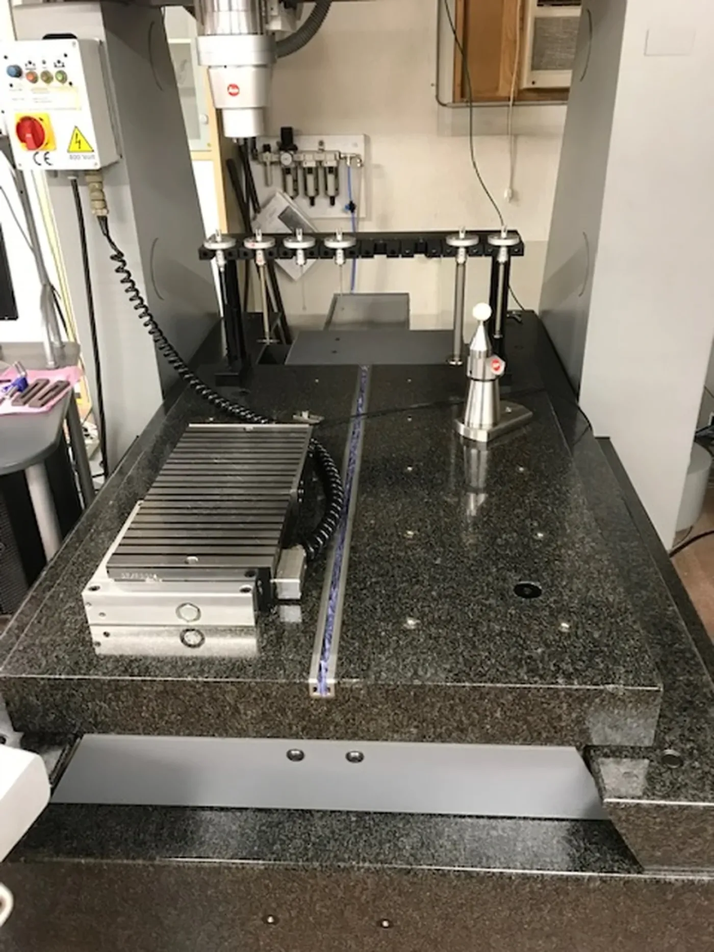 020443 - LEITZ M40-668-050 - 4