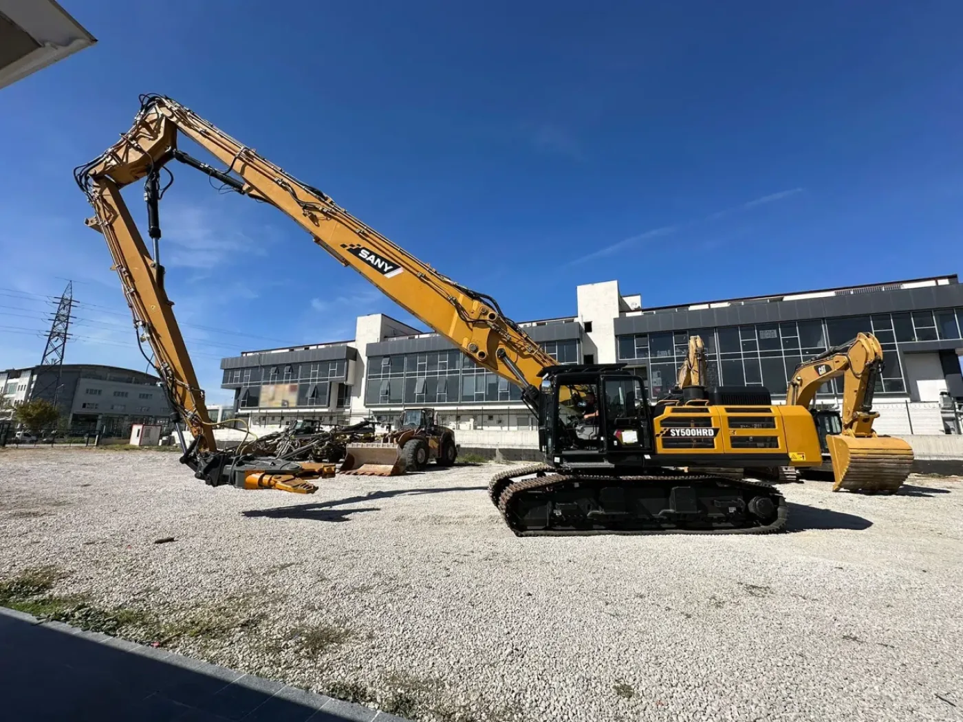 Volvo EC200EL Excavator - 4