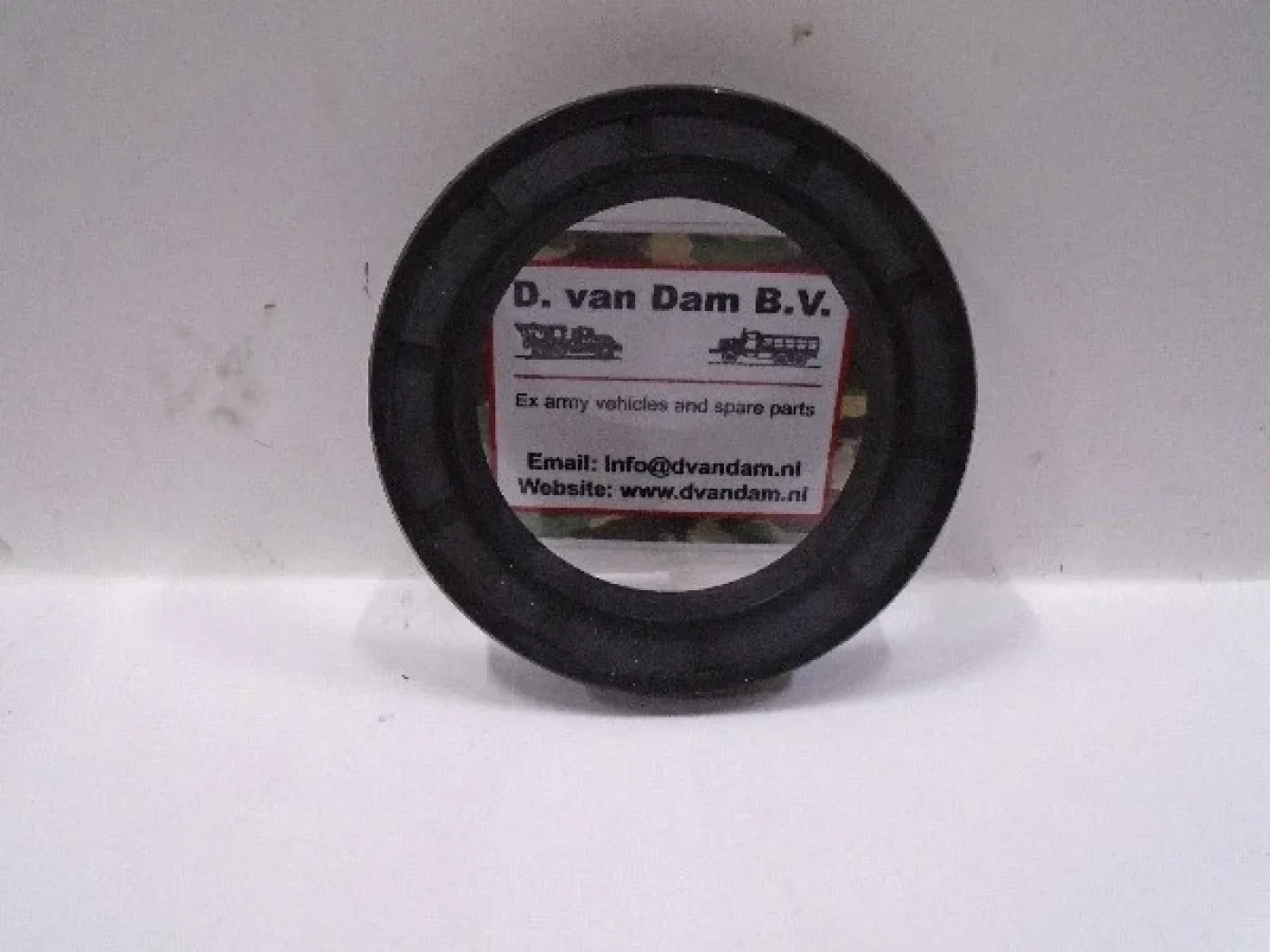 Wheel hub seal rear axle ( Banjo New) - 1