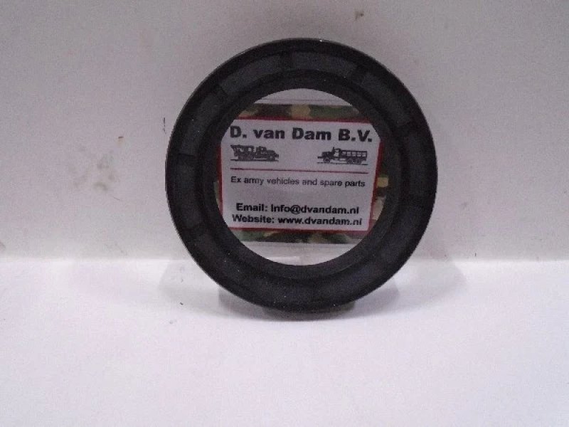 Wheel hub seal rear axle ( Banjo New)