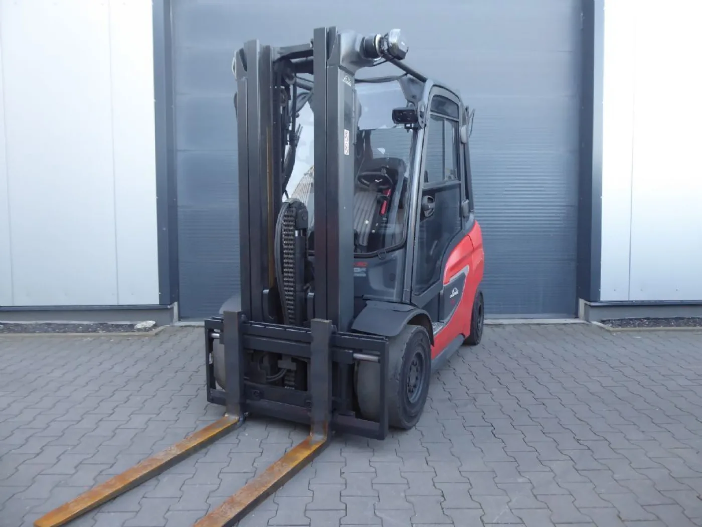 Linde H30T-01 - 1