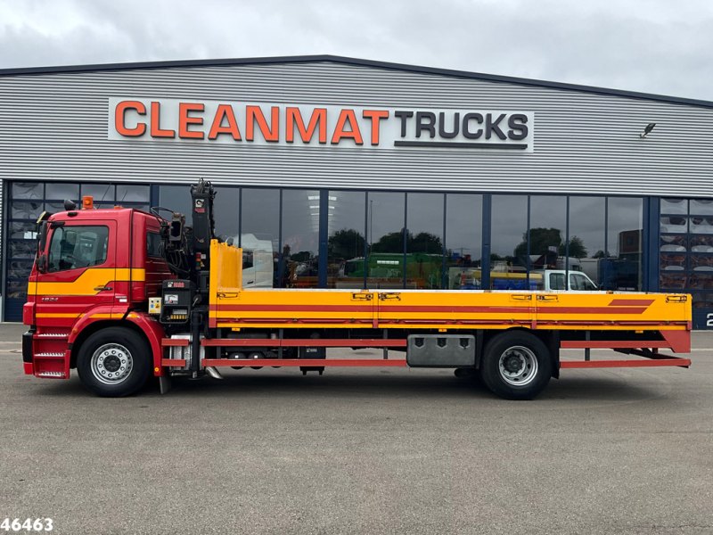 Mercedes-Benz AXOR 1824 Hiab 12 Tonmeter laadkraan