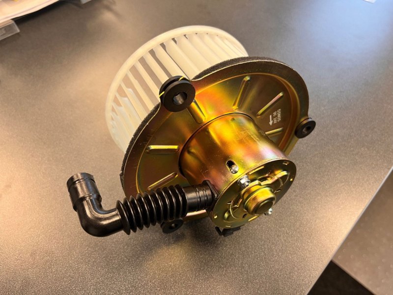 Komatsu Hitachi Blower Fan Motor No. 503716-1710