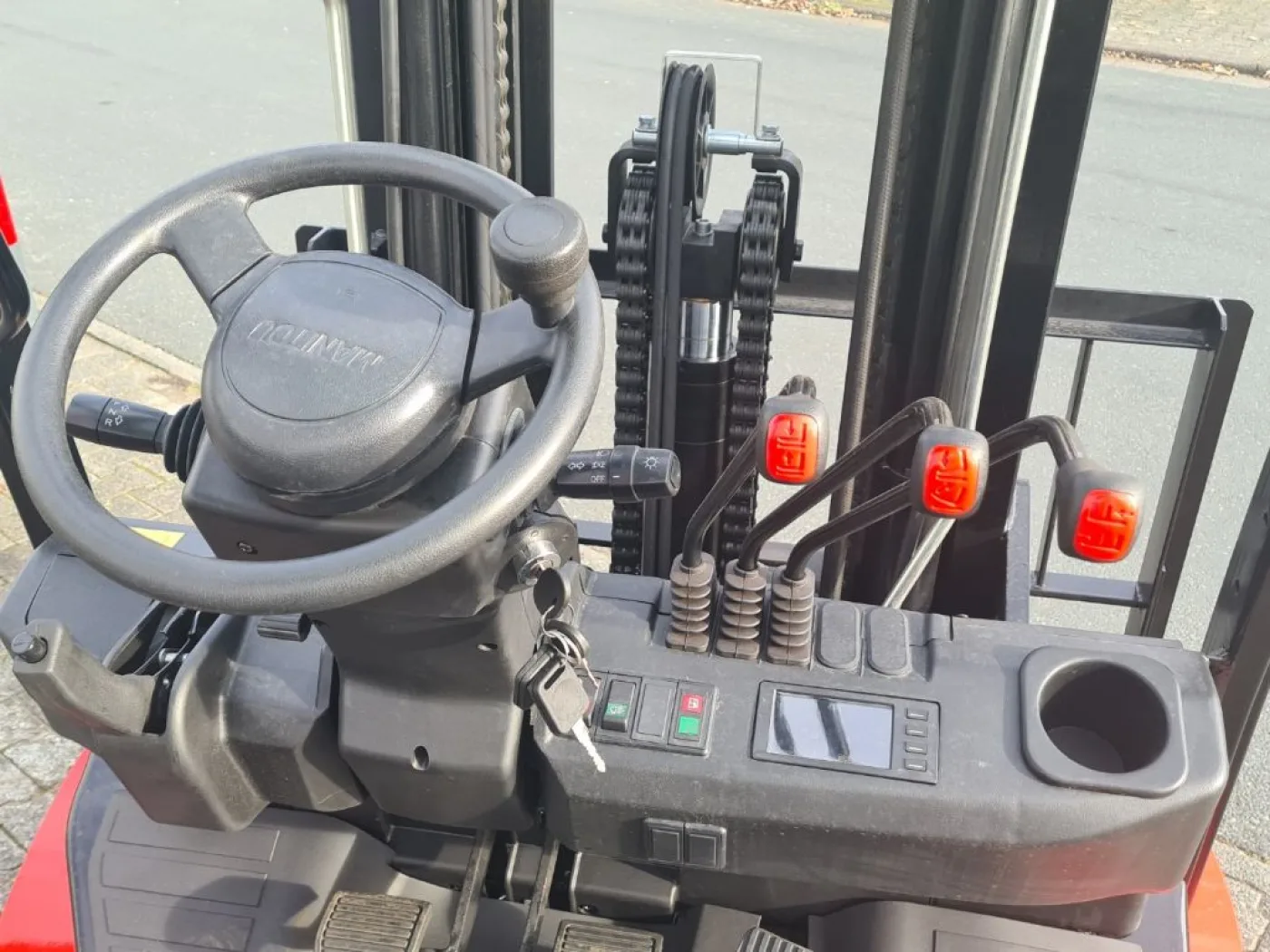 Manitou MI 35 Gas Triplex - 8