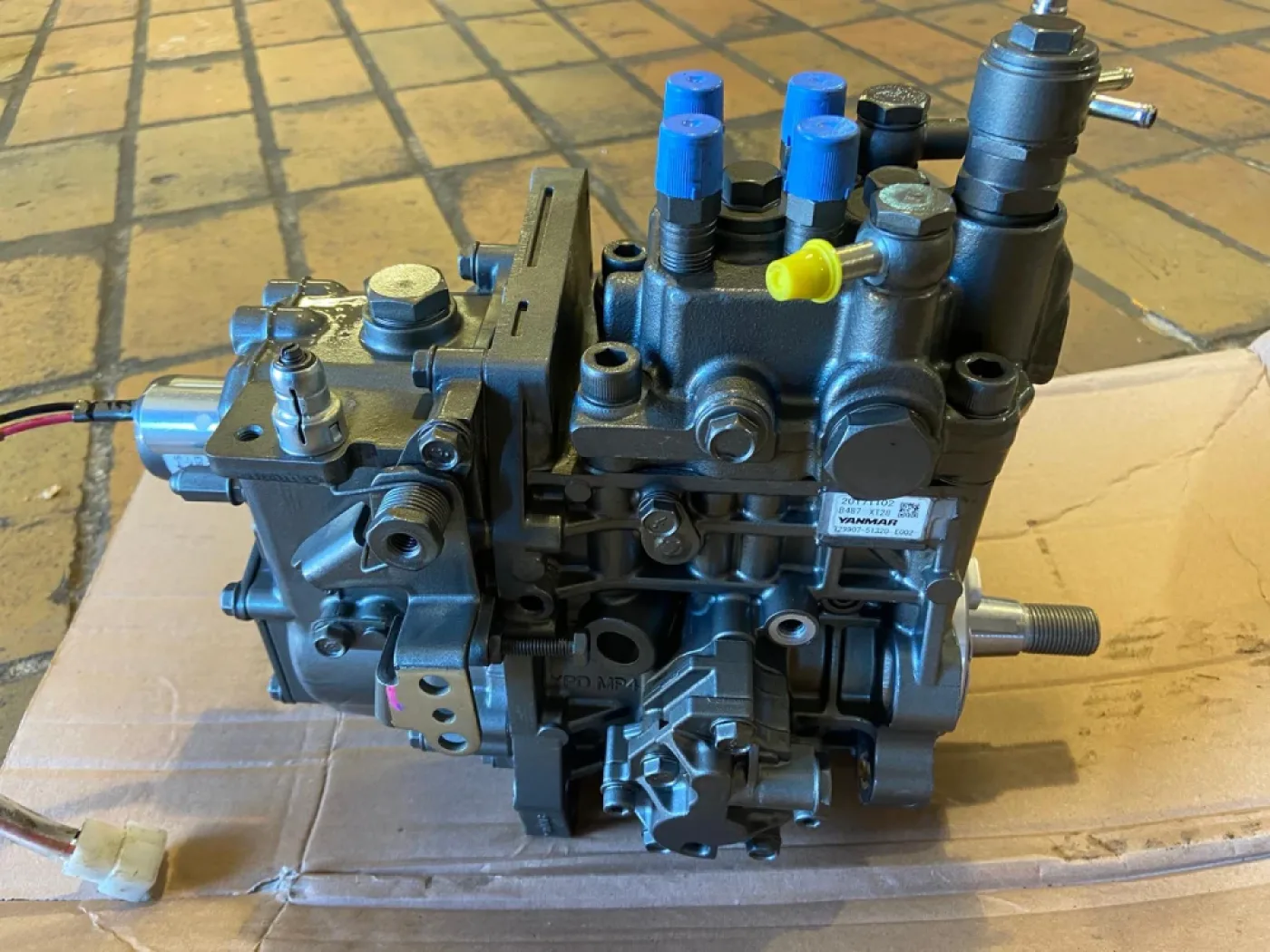 Einspritzpumpe Yanmar 4TNV98 - Neu - 2