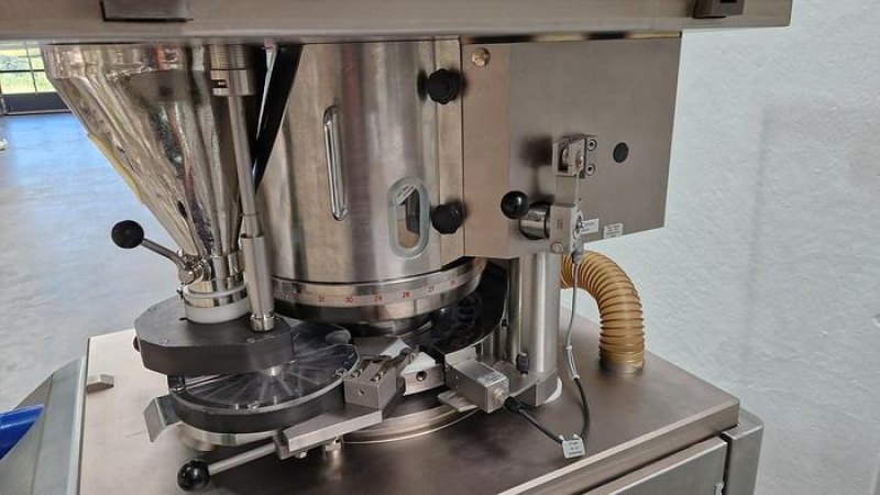 IMA - Comprimitrice - E 150 PLUS