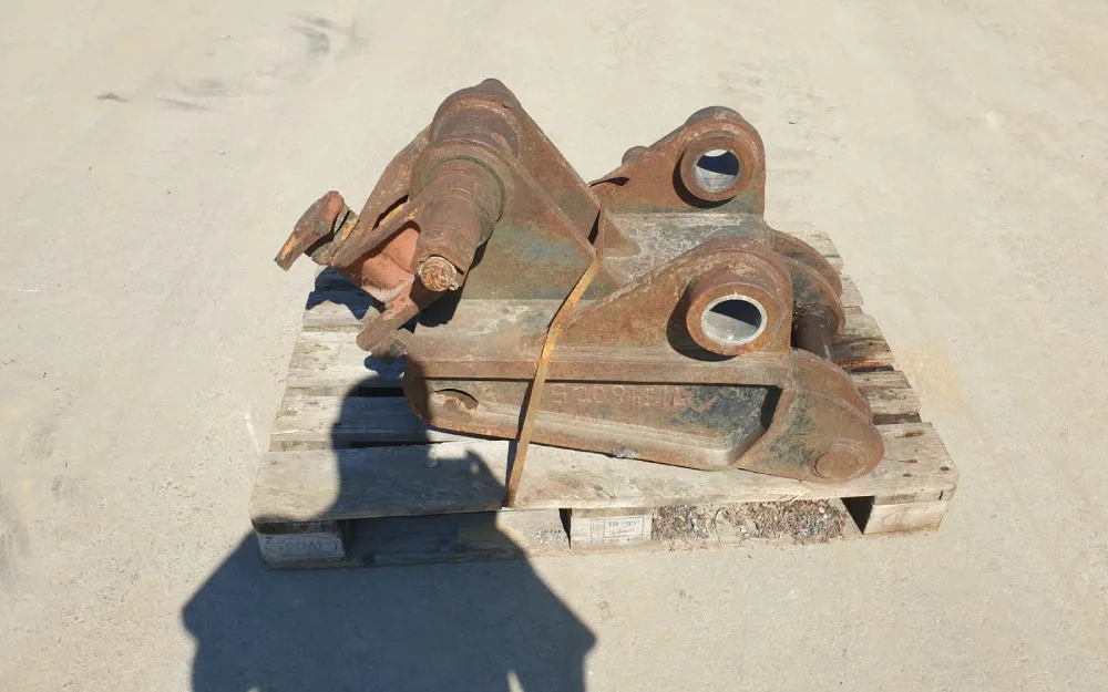 Baumaschinentechnik SW2 - Anbauplatte mit Pendel
