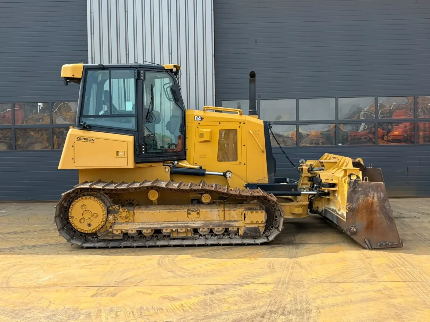 Caterpillar D4 LGP 15A (D6K / D6K2) - 6