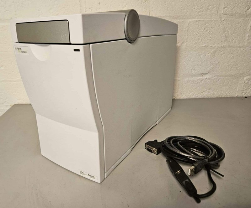 Agilent 2100 Bioanalyzer G2939B