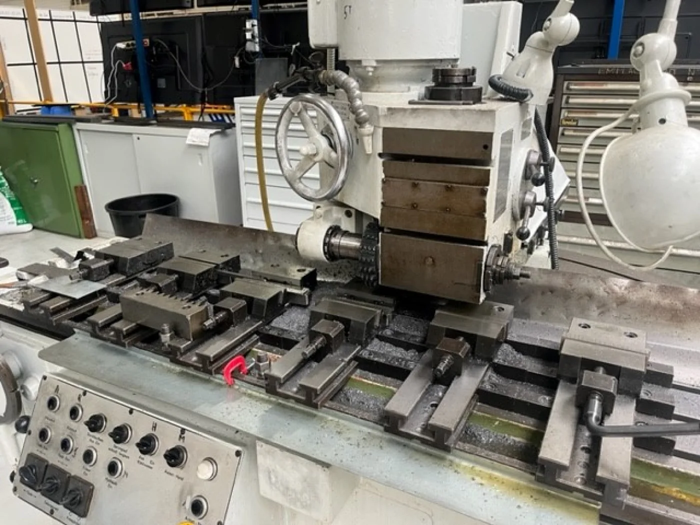 Rack Cutting Machine – KNAPP DONAU UZFM 300H - 7