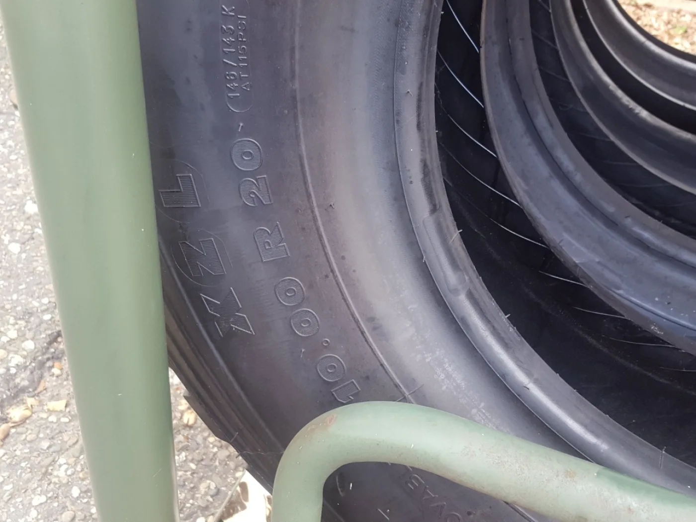 Band - Michelin XZL 10.00R20 - 3