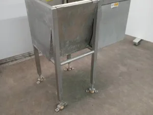 Wash bassin and sterilizer