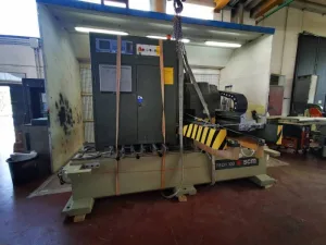 CENTRO DI LAVORO SCM MOD. TECH 100