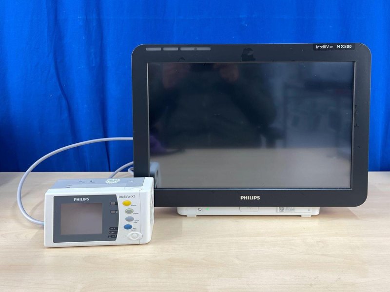 Philips IntelliVue MX 800 Patient Monitor YOM: 2013