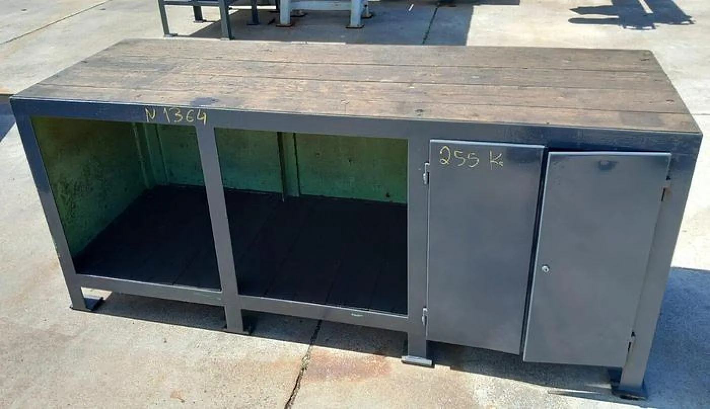 Bancada de trabalho de ferro - 3