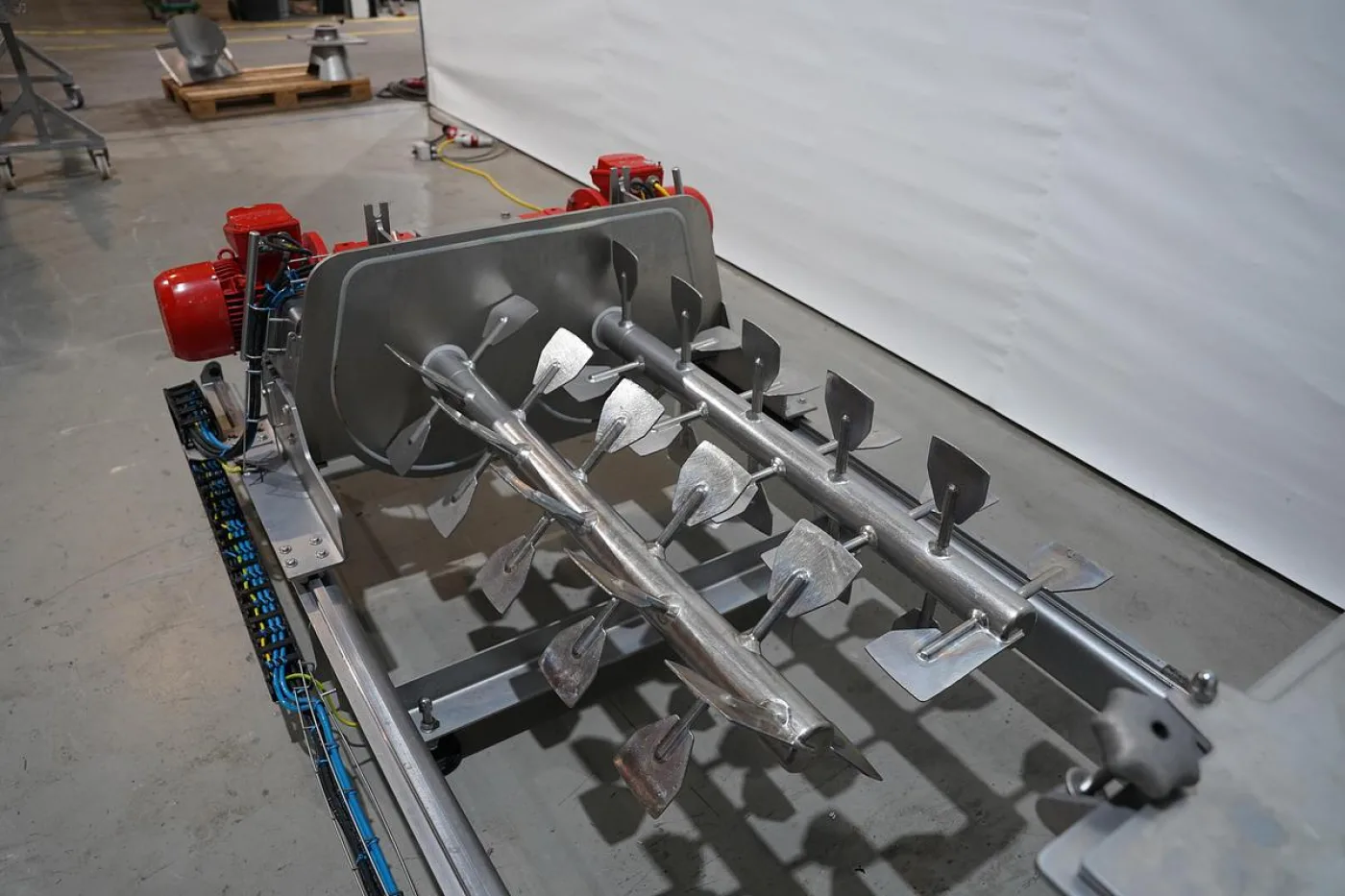 2018 Dinnissen Batch Menger, type 304-30-2x3 - 8