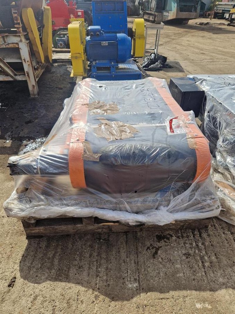 Eriez CP20/60 Overband Magnet Hydraulic Drive
