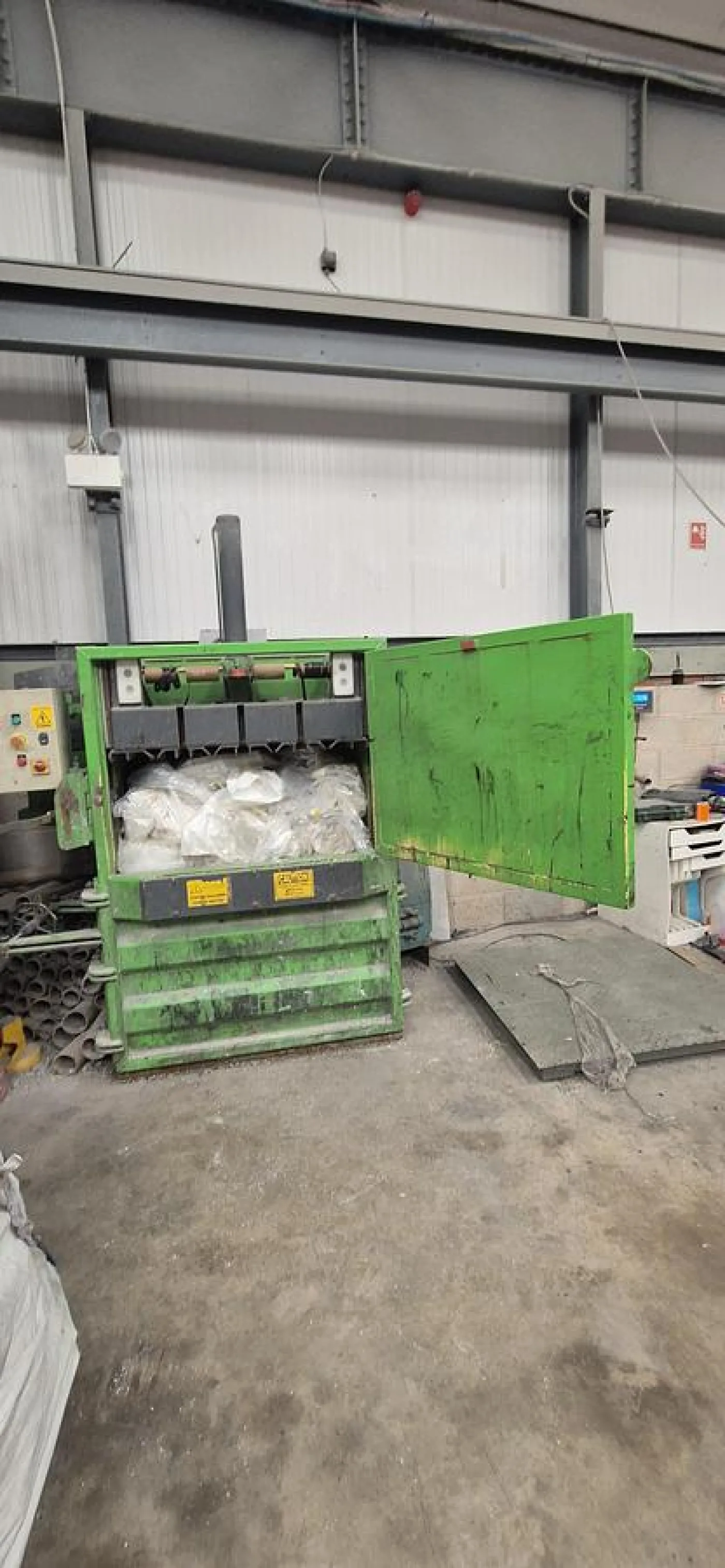 2011 Cardboard and Plastics Baler - 4