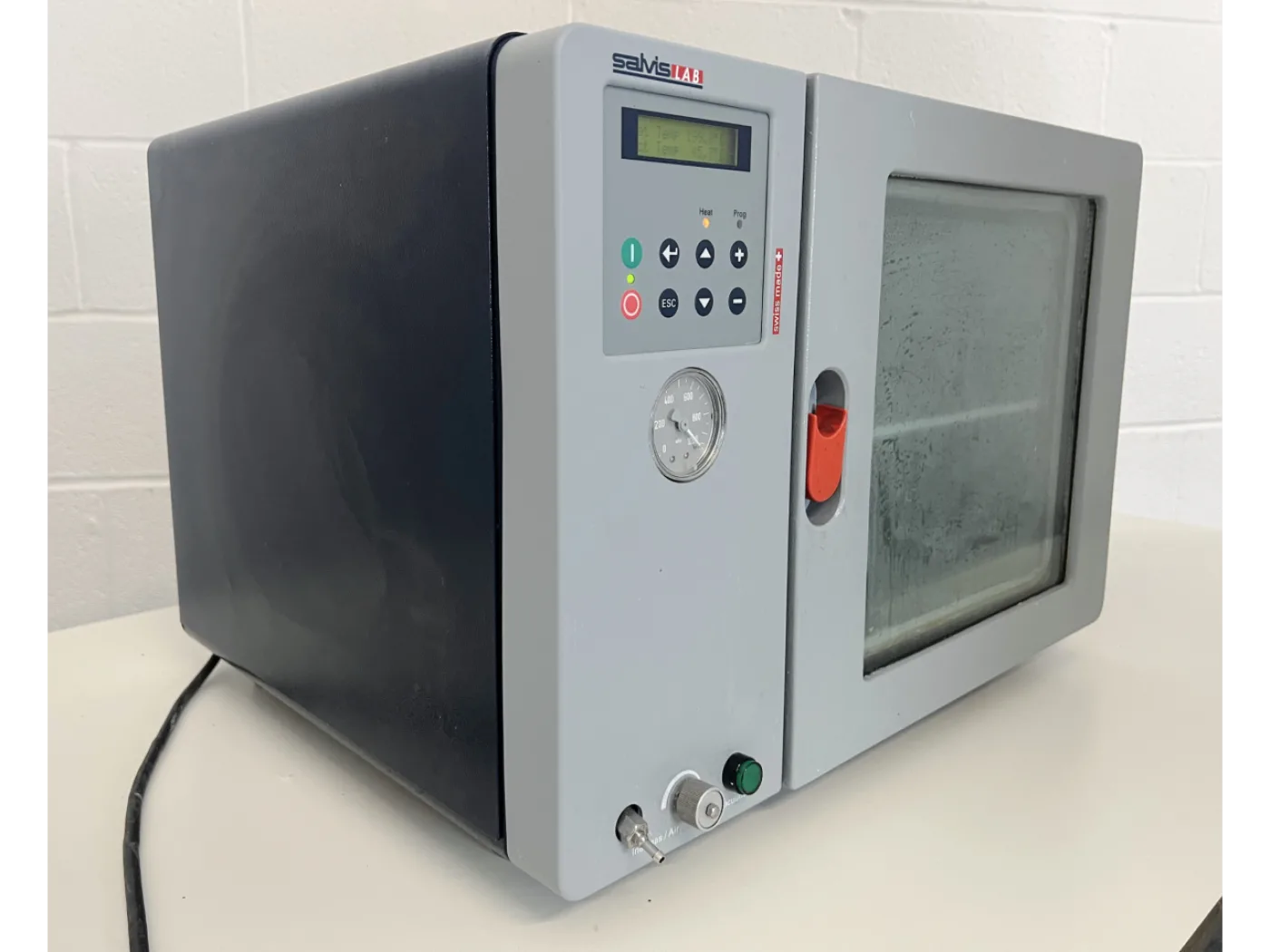 SalvisLab VC-20 Vacuum Oven - 4