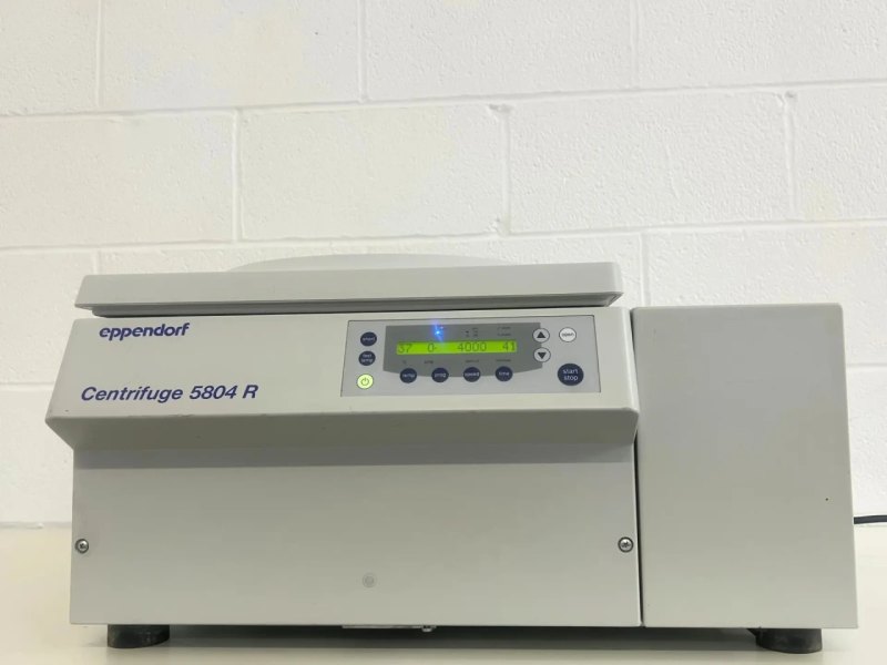 Eppendorf 5804R Refrigerated Centrifuge & Rotor