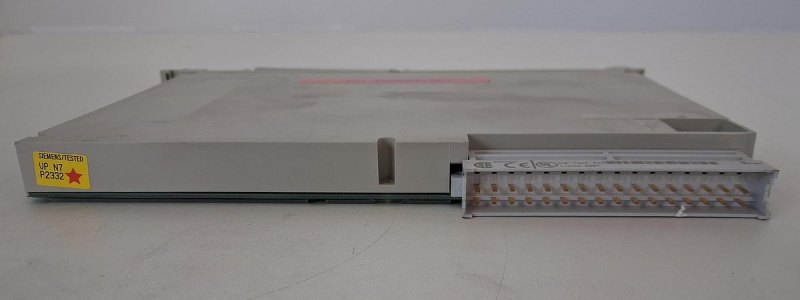 Siemens SIMATIC S5 6ES5 451-4UA14 Digital Output Module