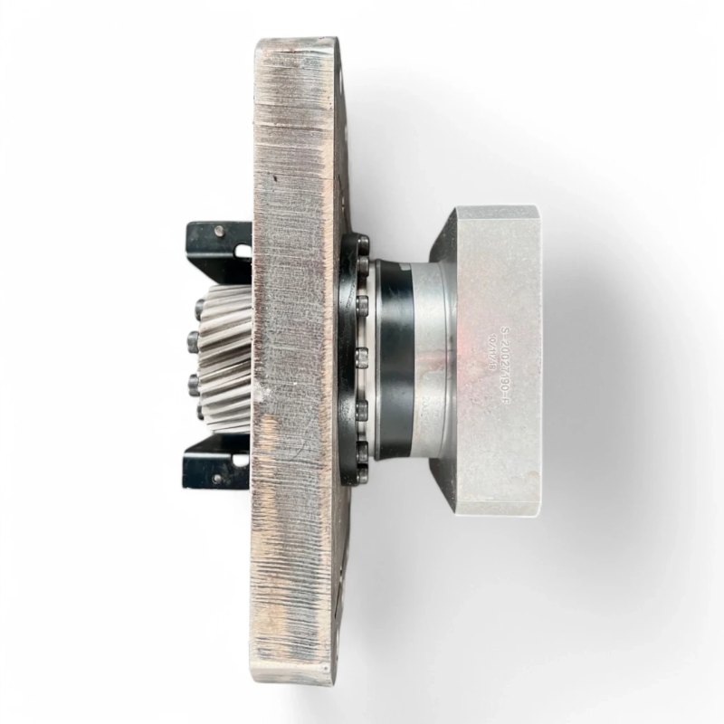 Rexroth Permanent Magnet Motor - Indramat MKD071B-061-KGO-KN und Alpha Getriebe TP 010X-MF1