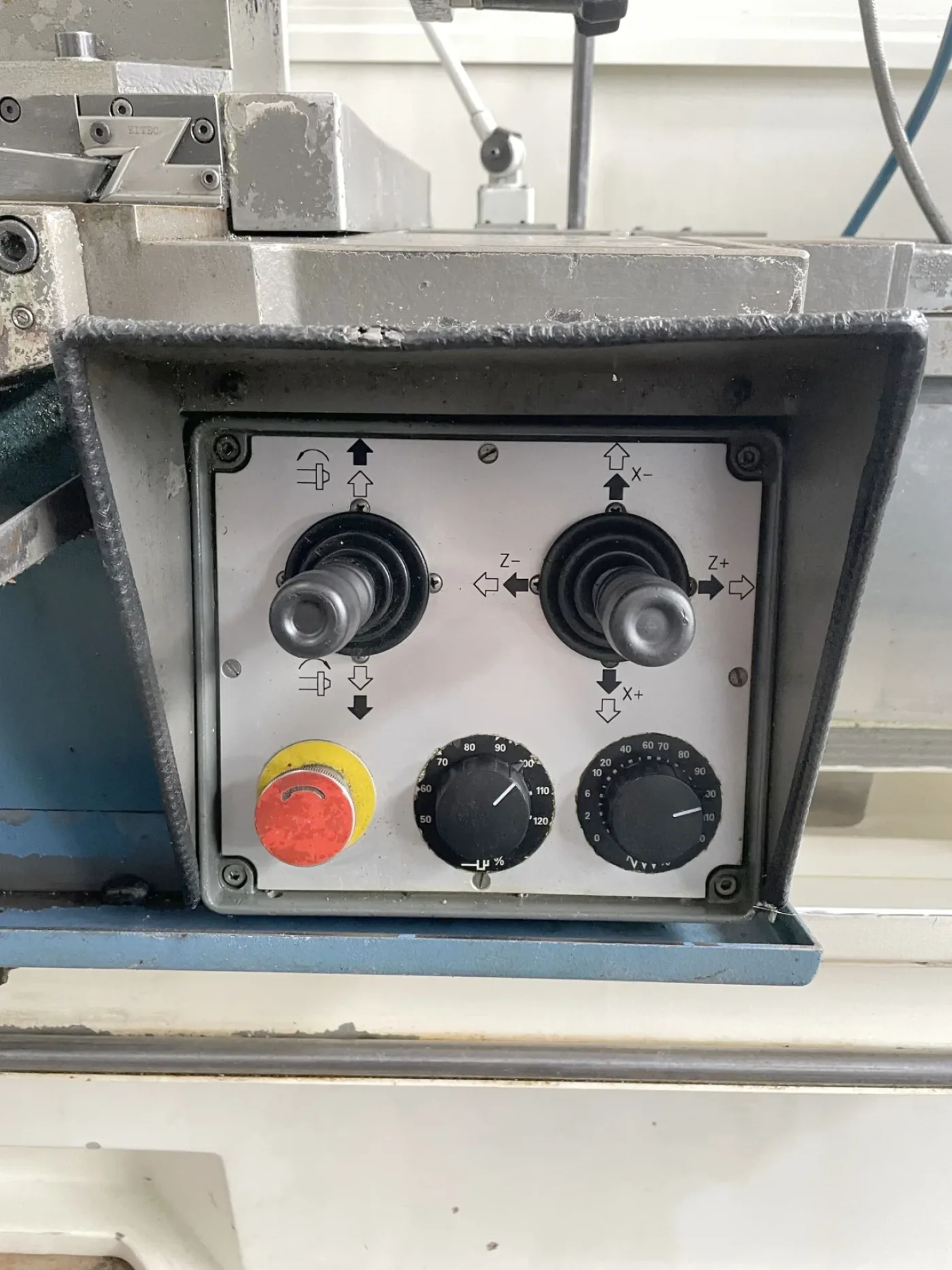 021885 - BOEHRINGER / VDF DUS 560 - 8