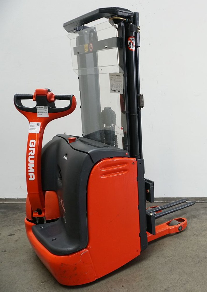 Hochhubwagen Linde L 10 379 (2007)