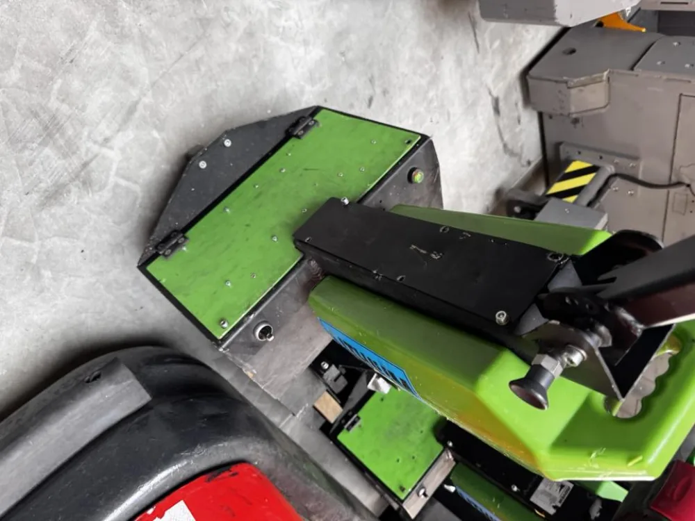 MOVEXX Electric Tow Tug