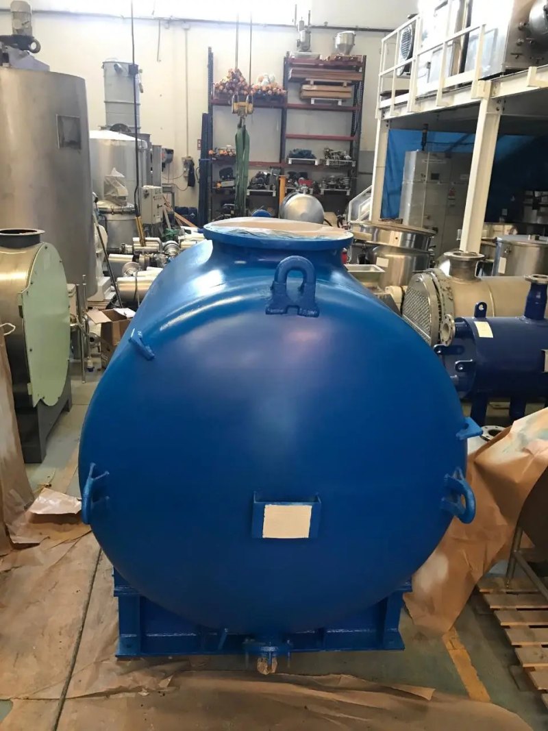USED DIETRICH ENAMEL TANK 2700 LITERS