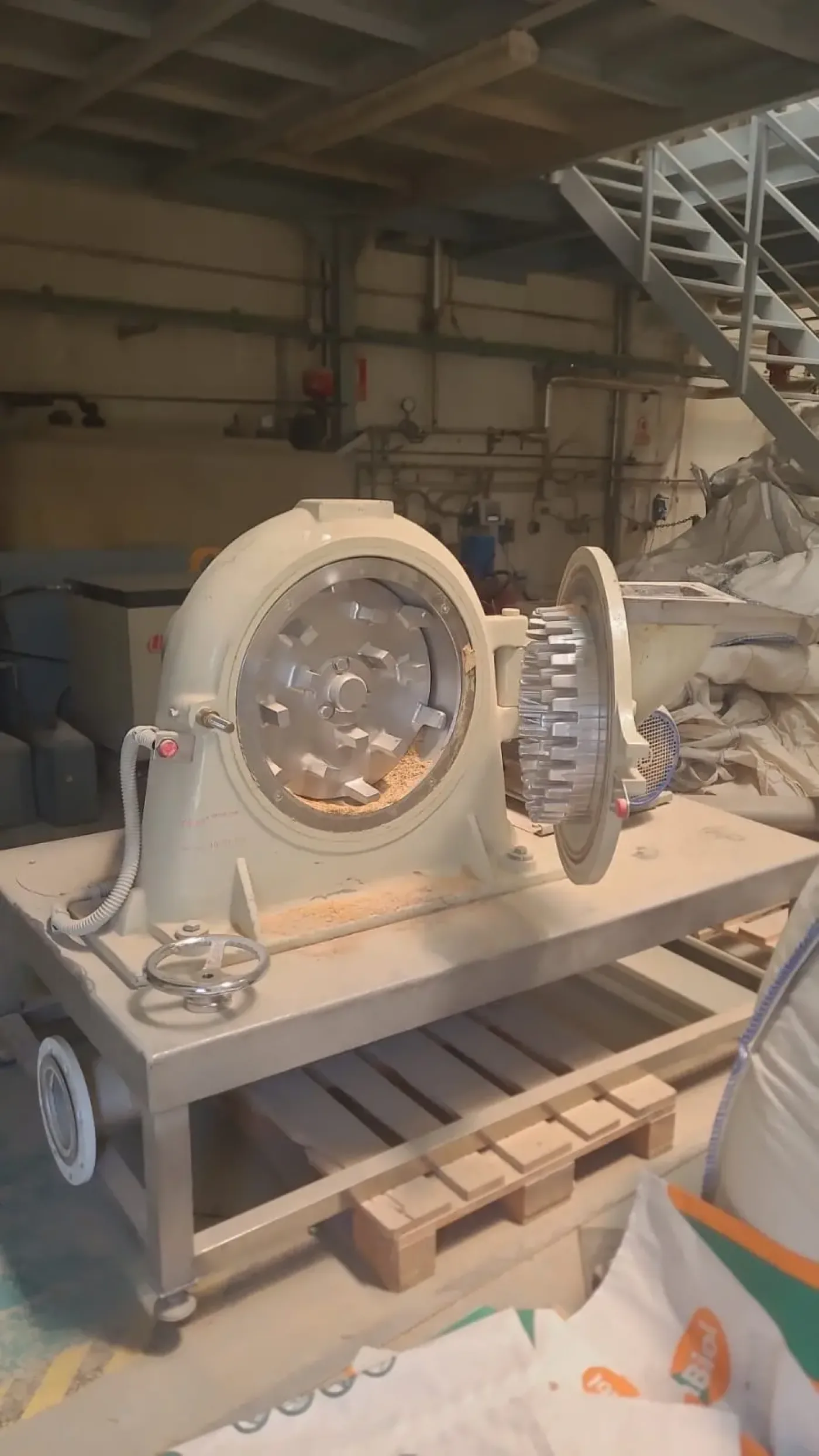 IRON CROWN MILL 18.5 kW - 3