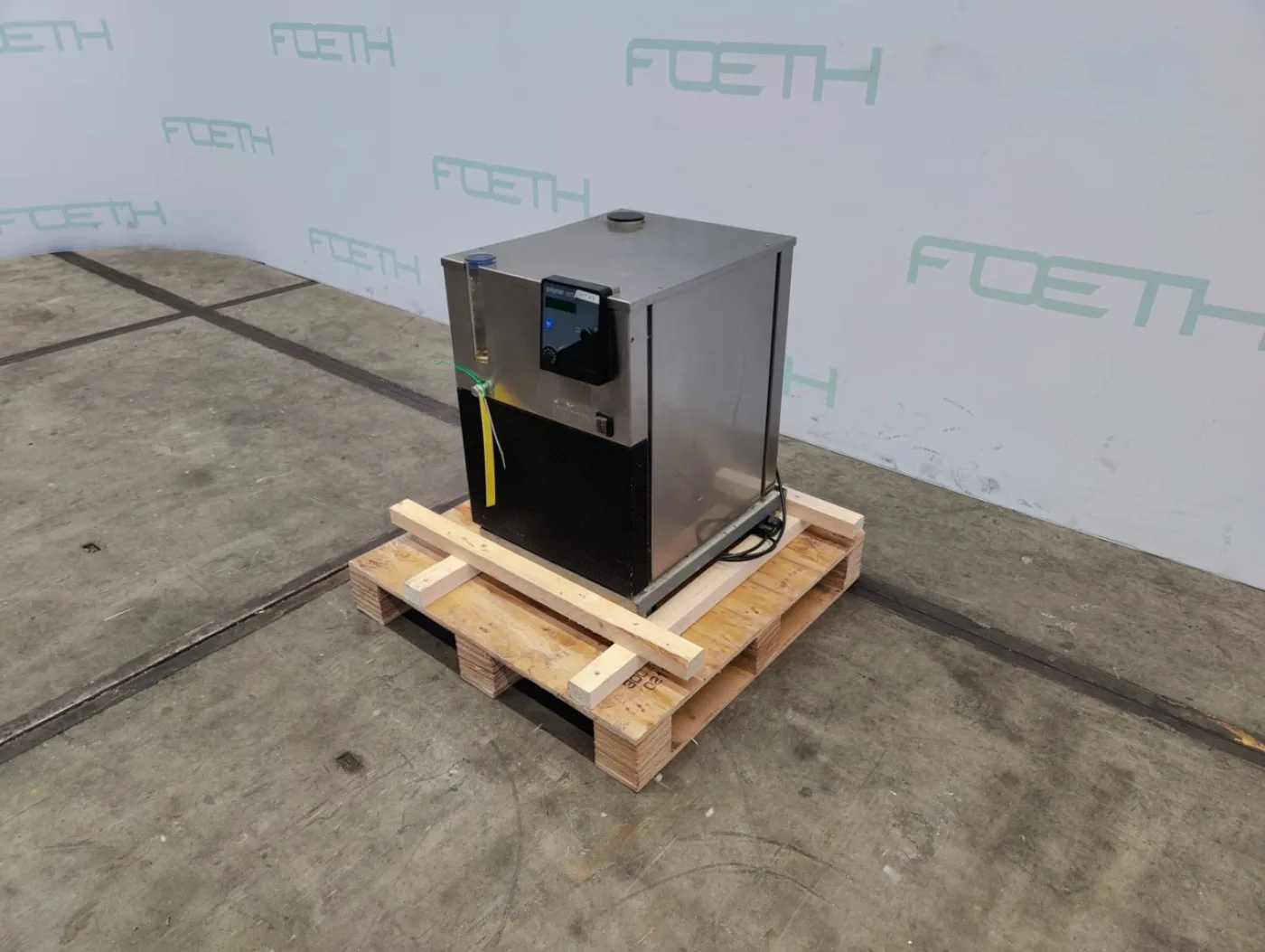Huber polystat CC1 UC015 - Temperature control unit - 5