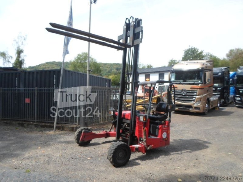 MOFFETT M 4 25.3/ 880 Std. ALLRAD !!