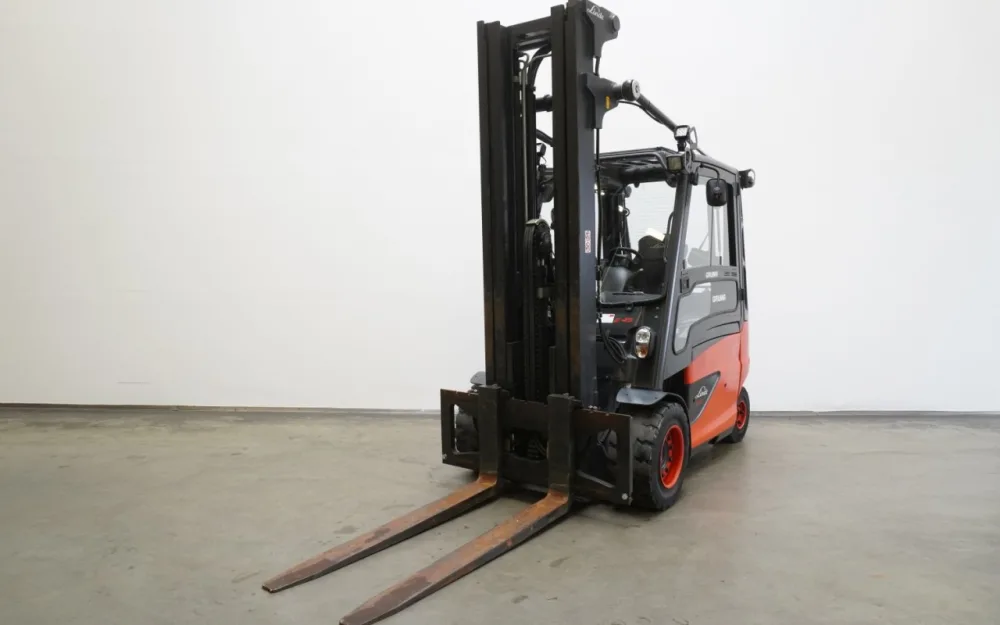 Frontstapler Linde E 45/600 HL 388 (2017)