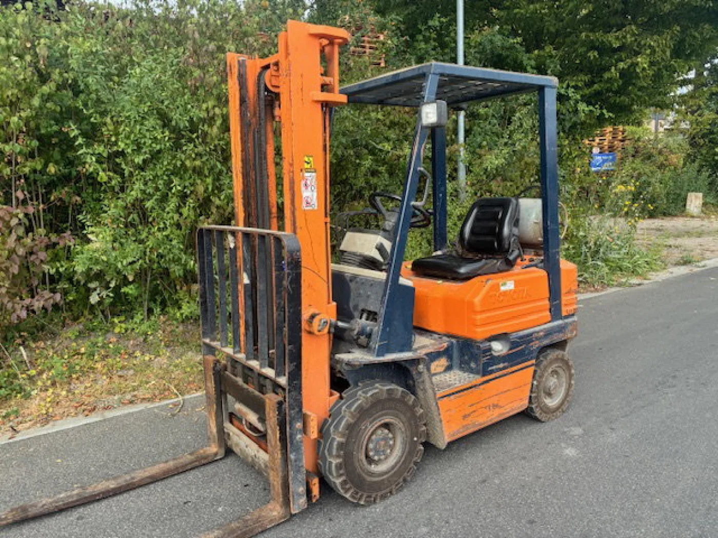 Toyota 42-FGF15 - 2