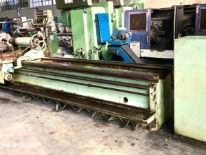 LATHE MACHINE, TOS - SU 80A. - Laxmi Metal & Machines, Rohtak