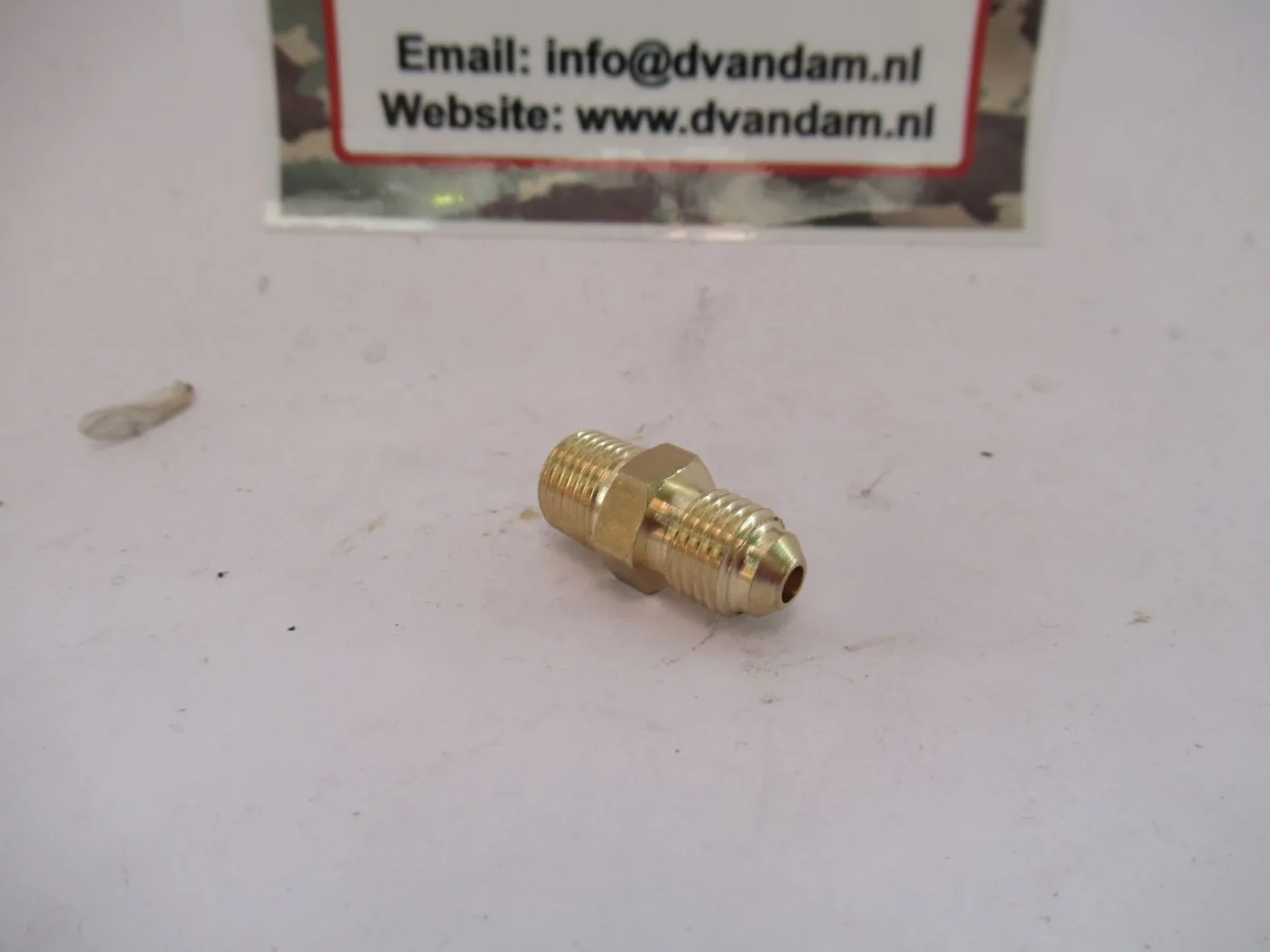 Verloopnippel brandstof/vacuümpomp - 3