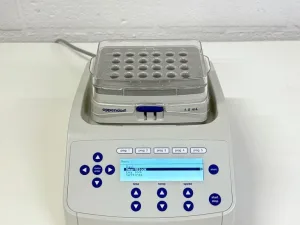 Eppendorf Thermomixer C met Thermoblock