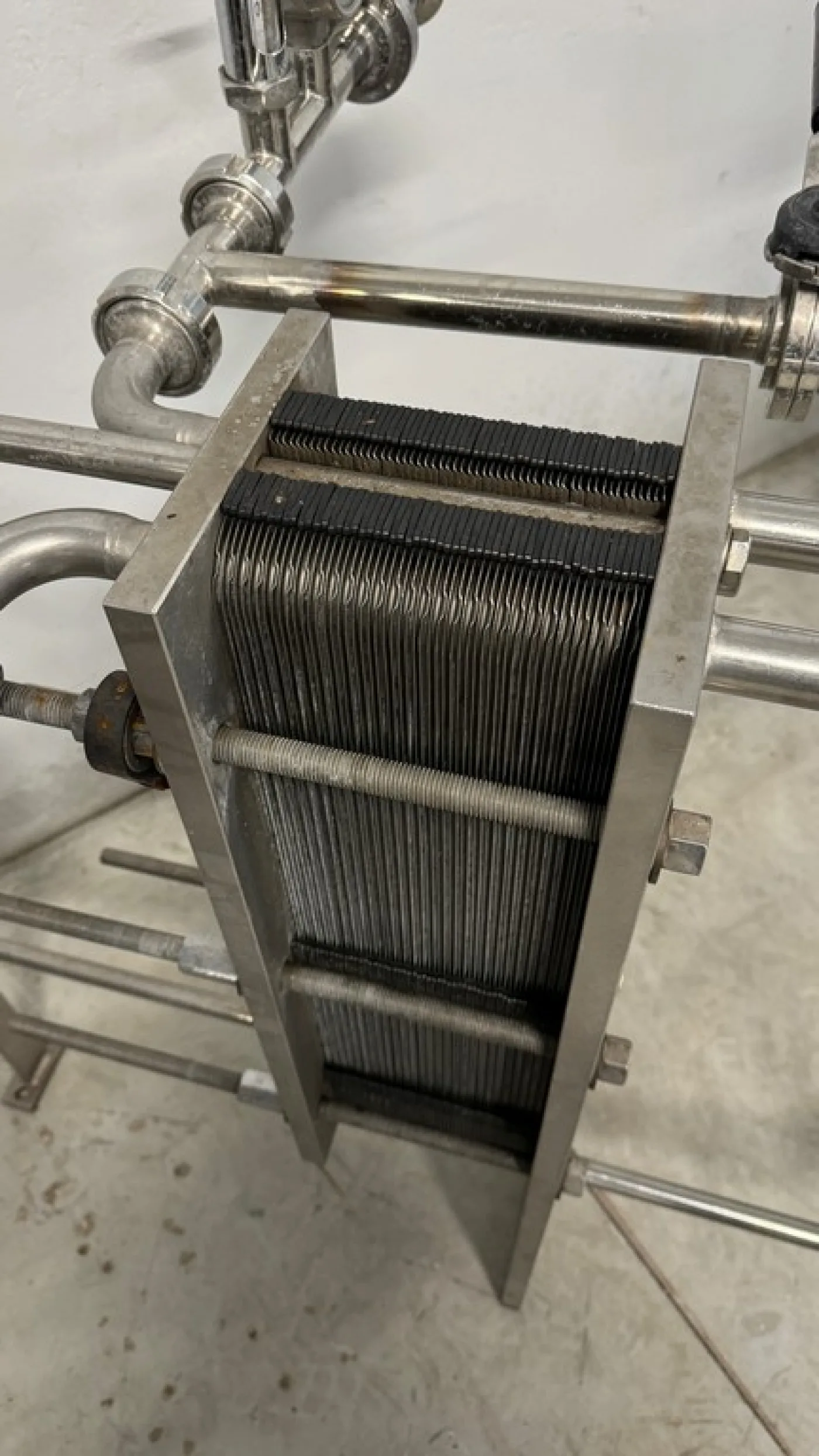 PLATES EXCHANGER FOR COOLING/HEATING, FIRM PADOVAN, ENTIRELY IN STAINLESS STEEL, WITH 55 PLATES, SECOND-HAND MACHINE - 5