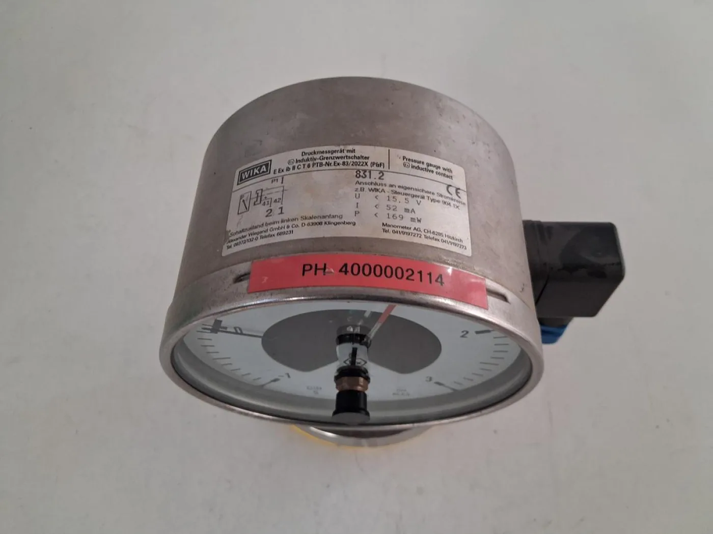 WIKA NG160 Pressure Gauge 0–3 bar with Inductive Contact - 5