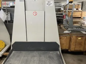 Polar LW-1000-4 elevador palet