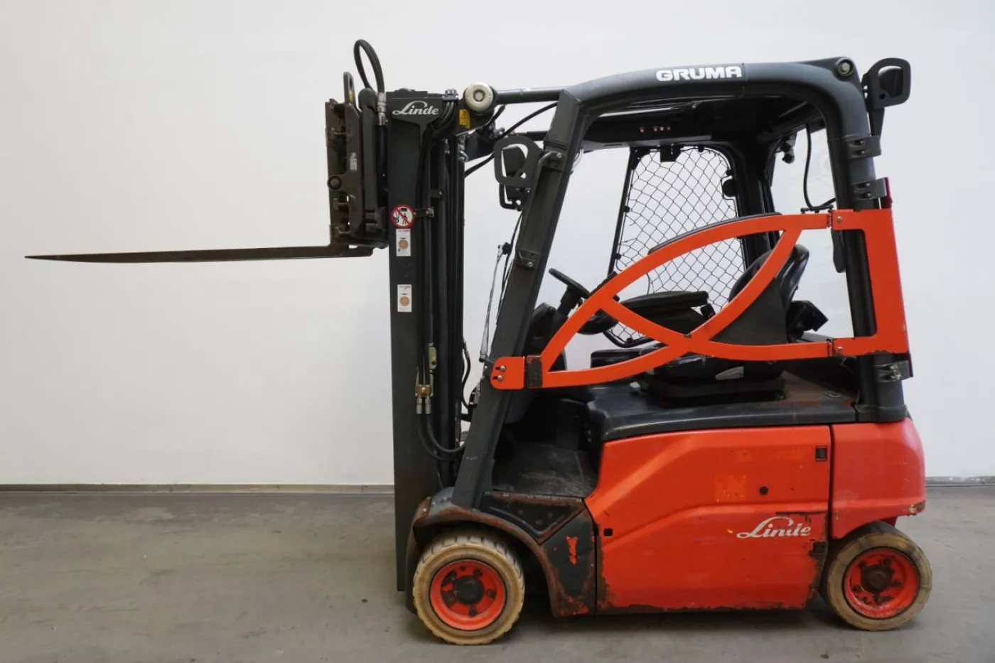 Frontstapler Linde E 16 P 386 (2012) - 3