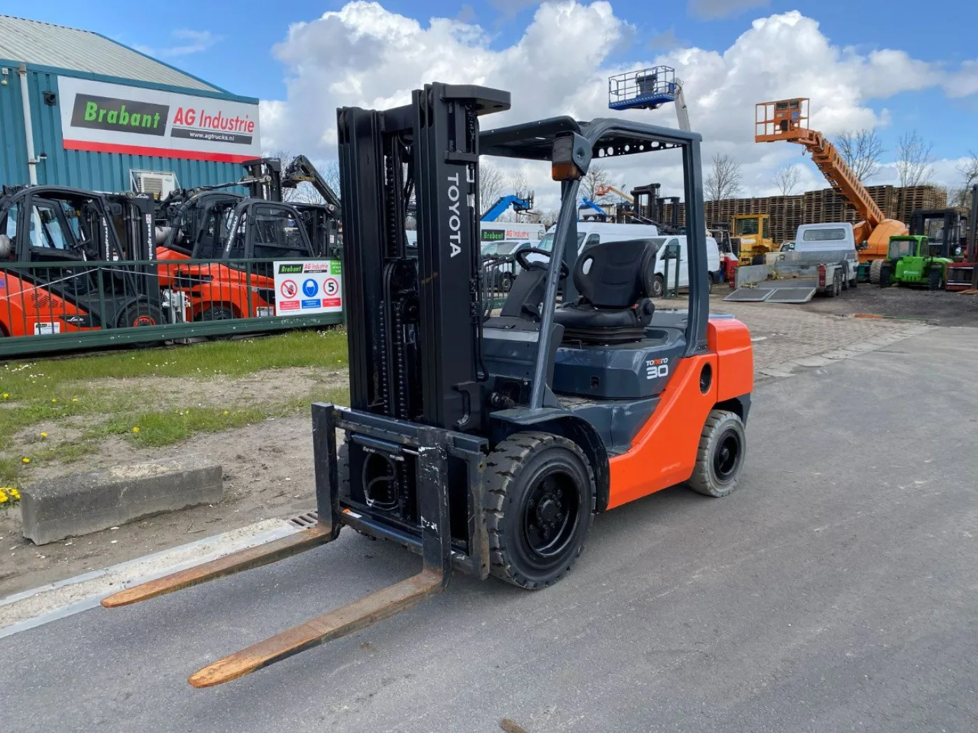 Toyota 02-8FDF30 - 4