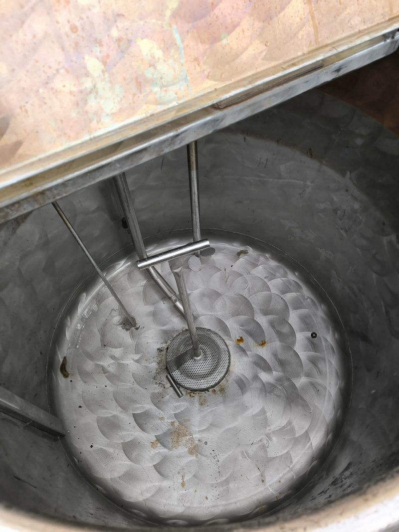 316 STAINLESS STEEL TANK OF 510 LITRES WITH AGITATION
