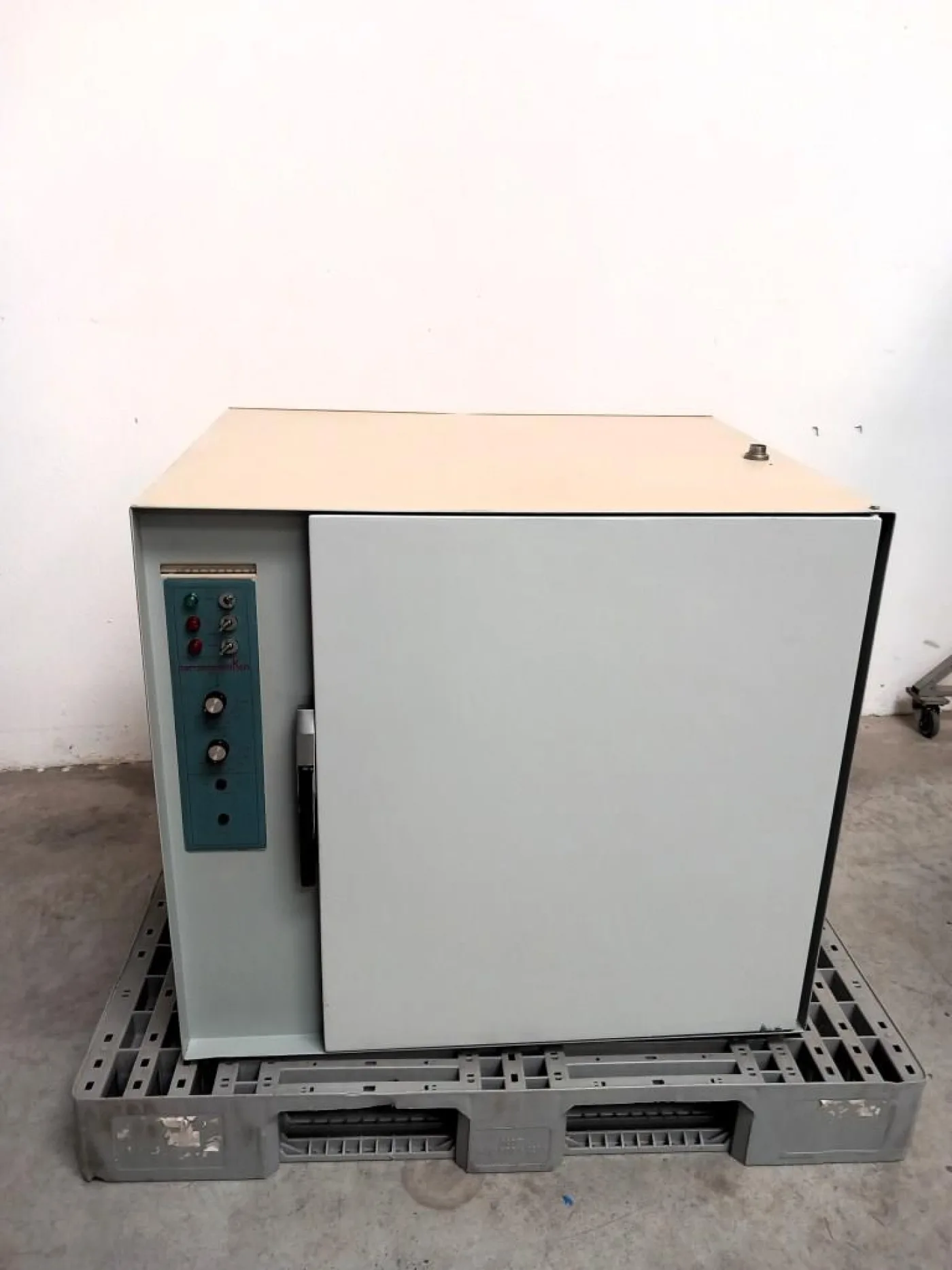 INCUBATORE – VALENTINI – MOD. K3TN - 2